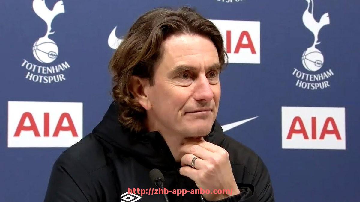 安博体育app下载-世俱杯战术录像分析教学：教练与分析师的复盘秘籍